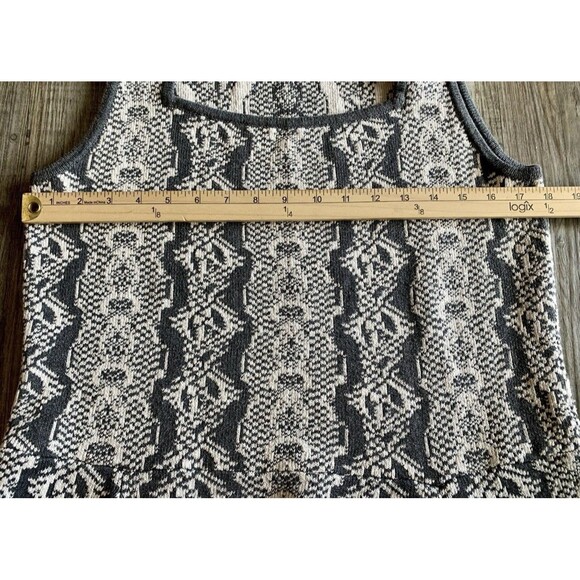Cabi Peplum Gray Pullover Sleeveless Knit Sweater Vest Top Women’s Size Large - Picture 5 of 9